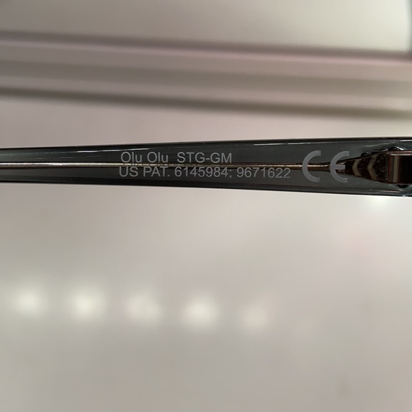 Sunglasses - Picture 4 of 11